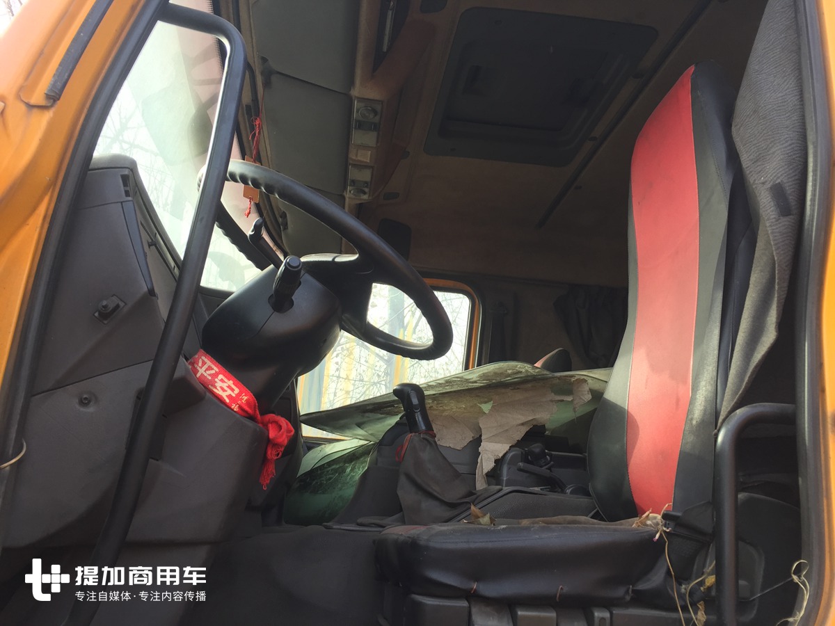 雷诺上世纪90年代末推出的一款卡车,名字叫克拉斯(Kerax),牛不牛逼?你自己看! - 第9张 - 提加商用车网 雷诺上世纪90年代末推出的一款卡车,名字叫克拉斯(Kerax),牛不牛逼?你自己看! - 第9张