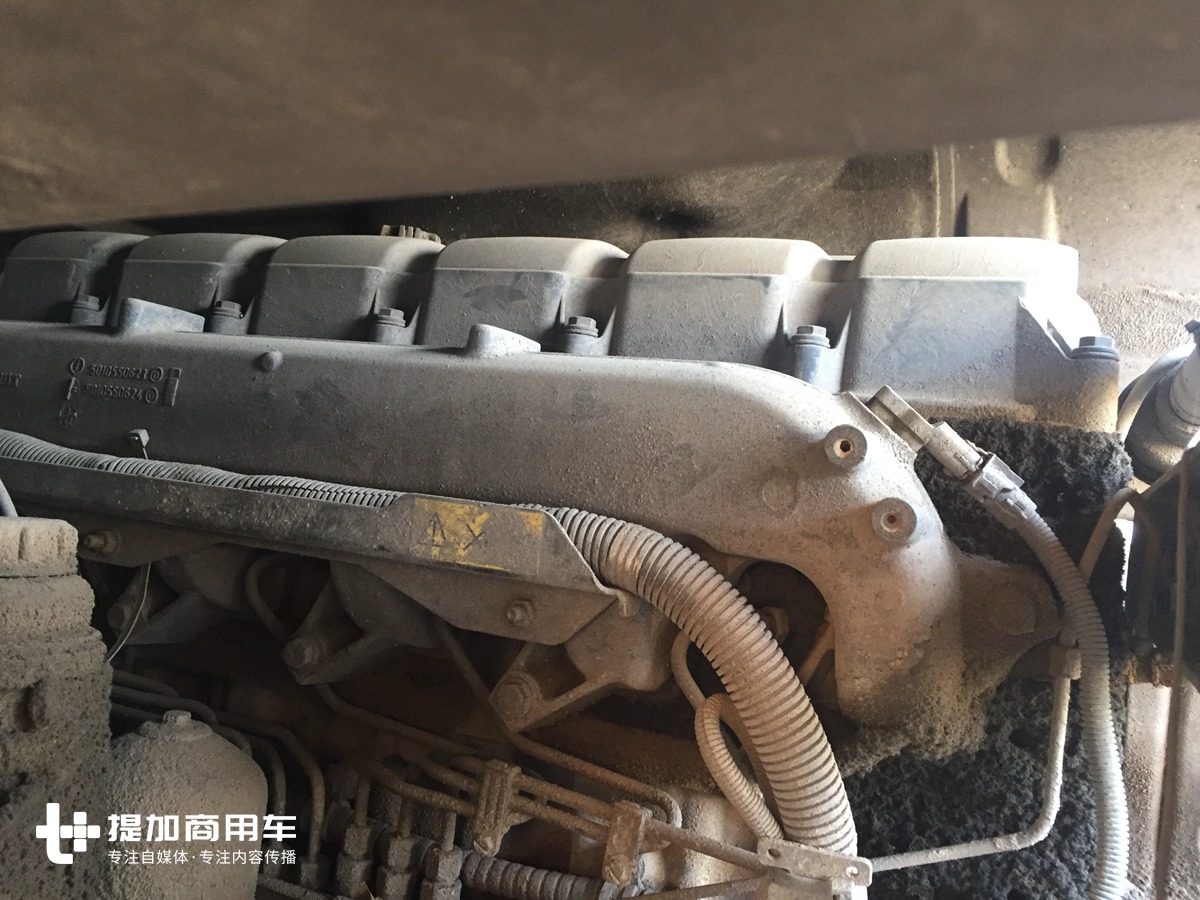 雷诺上世纪90年代末推出的一款卡车,名字叫克拉斯(Kerax),牛不牛逼?你自己看! - 第18张 - 提加商用车网 雷诺上世纪90年代末推出的一款卡车,名字叫克拉斯(Kerax),牛不牛逼?你自己看! - 第18张