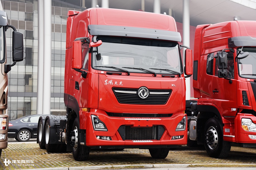 仅高配版天龙旗舰就一口气买了40辆，带您见识东风卡车25年的铁杆粉丝 - 第3张