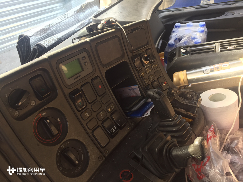 农贸市场再遇斯堪尼亚神级卡车，运营320多万公里退役后还在发挥余热 - 第10张