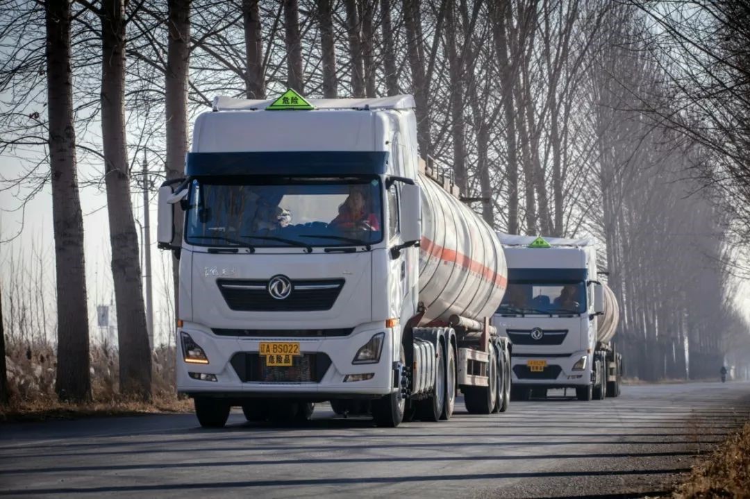 东风上新了|可靠的天龙KL、天锦KR打动了可爱的用户 - 第4张 - 提加商用车网 东风上新了|可靠的天龙KL、天锦KR打动了可爱的用户 - 第4张