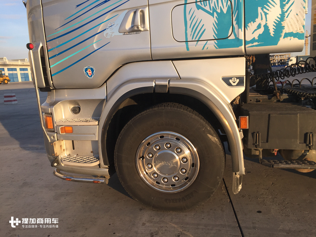 TOPLINE驾驶室，还是V8动力，近距离体验上一代斯堪尼亚的王者车型R580 - 第8张