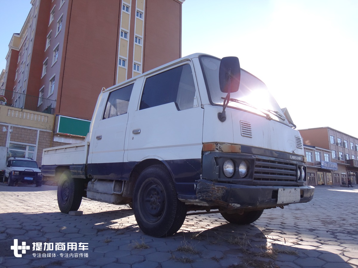 上世纪80年代国内引入的经典日系轻卡之一35年车龄的日产轻卡实拍