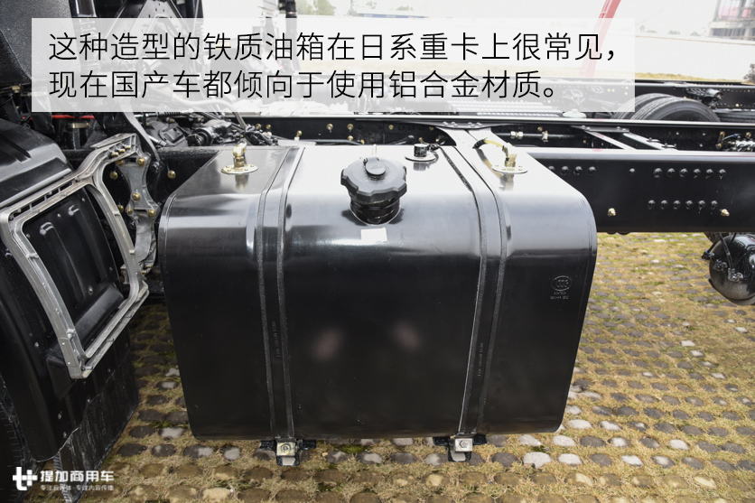 匹配300马力的国六发动机,最低自重8.2吨,天龙KL 6x4载货车底盘实拍 - 第14张 - 提加商用车网 匹配300马力的国六发动机,最低自重8.2吨,天龙KL 6x4载货车底盘实拍 - 第14张