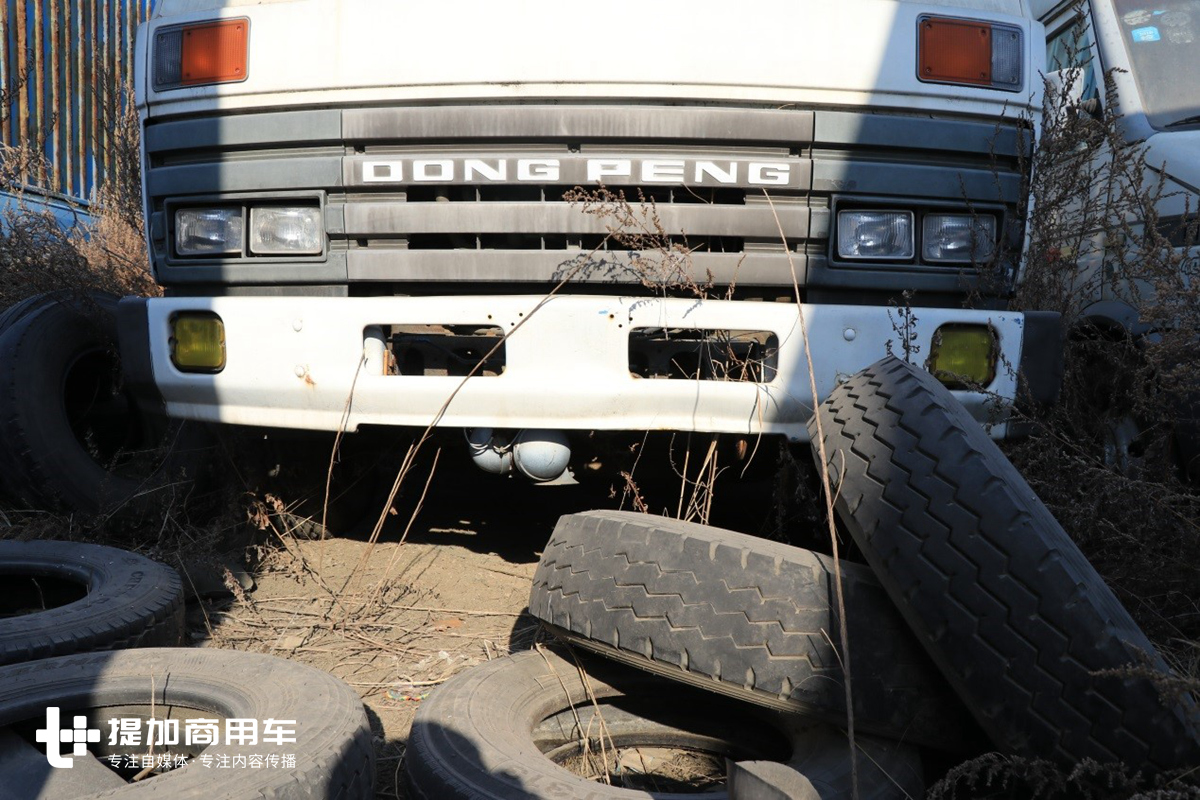 东风三吨王的原型车,带您见识一位卡车收藏家的日产柴Condor卡车 - 第3张 - 提加商用车网 东风三吨王的原型车,带您见识一位卡车收藏家的日产柴Condor卡车 - 第3张