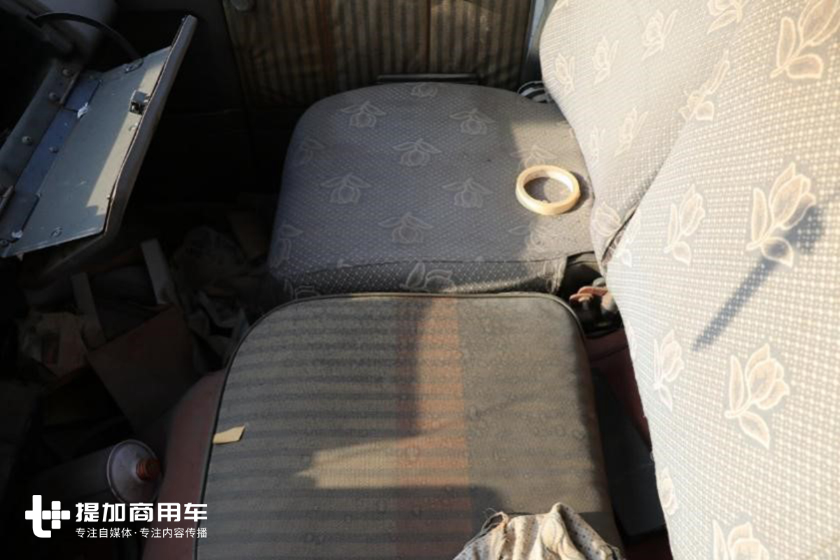 东风三吨王的原型车,带您见识一位卡车收藏家的日产柴Condor卡车 - 第7张 - 提加商用车网 东风三吨王的原型车,带您见识一位卡车收藏家的日产柴Condor卡车 - 第7张