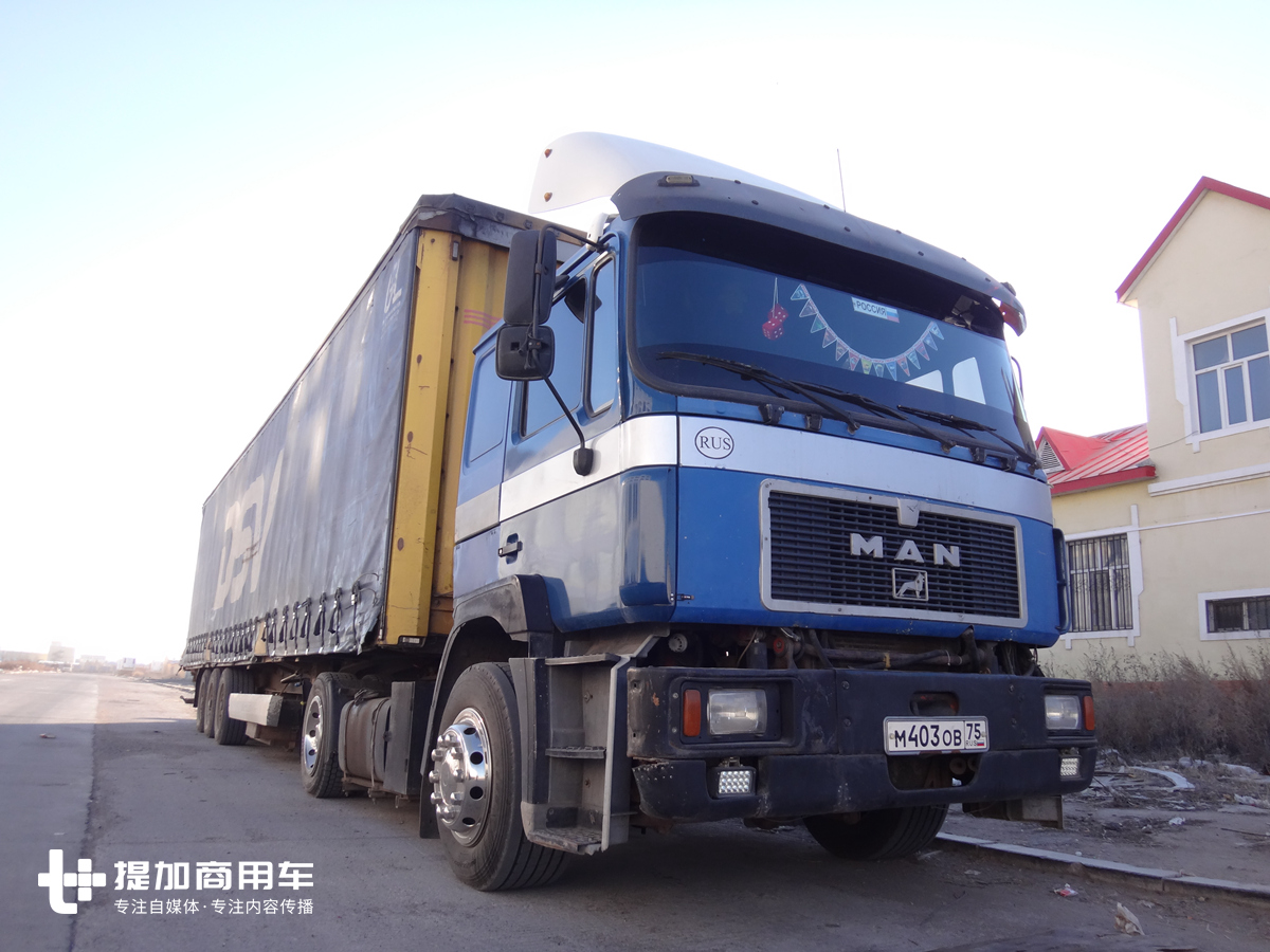 德龙F2000的原型车,带您见识一辆30多年车龄的曼恩F90牵引车 - 第5张 - 提加商用车网 德龙F2000的原型车,带您见识一辆30多年车龄的曼恩F90牵引车 - 第5张