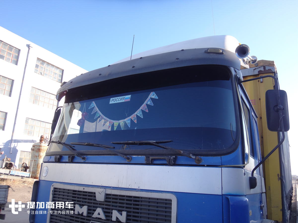 德龙F2000的原型车,带您见识一辆30多年车龄的曼恩F90牵引车 - 第6张 - 提加商用车网 德龙F2000的原型车,带您见识一辆30多年车龄的曼恩F90牵引车 - 第6张