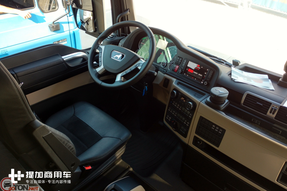 德龙F2000的原型车,带您见识一辆30多年车龄的曼恩F90牵引车 - 第9张 - 提加商用车网 德龙F2000的原型车,带您见识一辆30多年车龄的曼恩F90牵引车 - 第9张