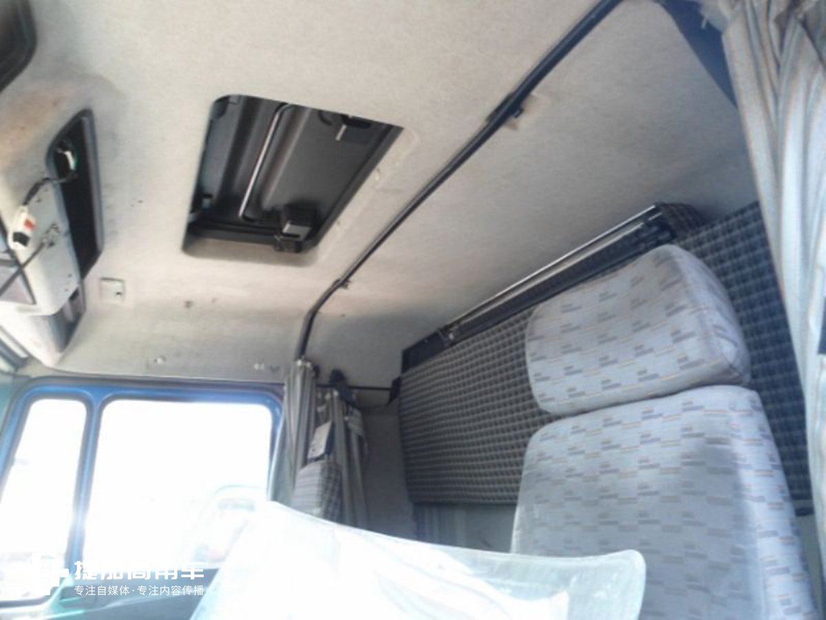 德龙F2000的原型车,带您见识一辆30多年车龄的曼恩F90牵引车 - 第10张 - 提加商用车网 德龙F2000的原型车,带您见识一辆30多年车龄的曼恩F90牵引车 - 第10张