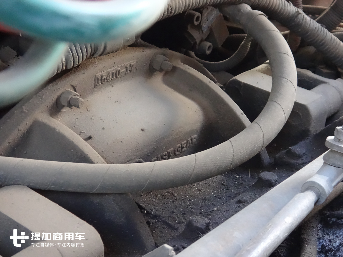 德龙F2000的原型车,带您见识一辆30多年车龄的曼恩F90牵引车 - 第16张 - 提加商用车网 德龙F2000的原型车,带您见识一辆30多年车龄的曼恩F90牵引车 - 第16张