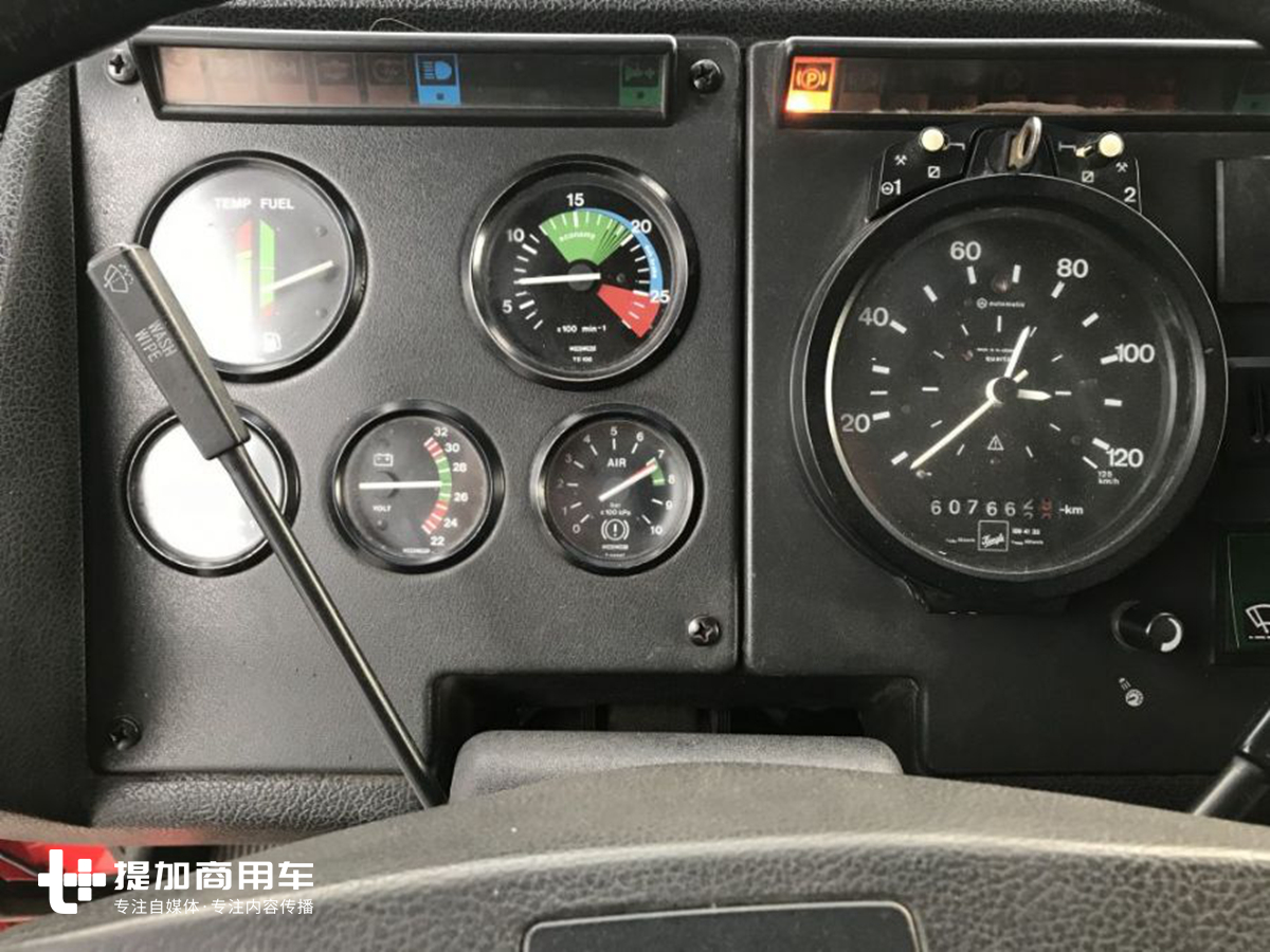 上世纪国内的进口卡车都在港口?曾服役上海港的沃尔沃F10卡车实拍 - 第10张 - 提加商用车网 上世纪国内的进口卡车都在港口?曾服役上海港的沃尔沃F10卡车实拍 - 第10张