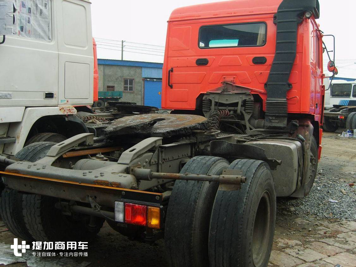 上世纪国内的进口卡车都在港口?曾服役上海港的沃尔沃F10卡车实拍 - 第18张 - 提加商用车网 上世纪国内的进口卡车都在港口?曾服役上海港的沃尔沃F10卡车实拍 - 第18张