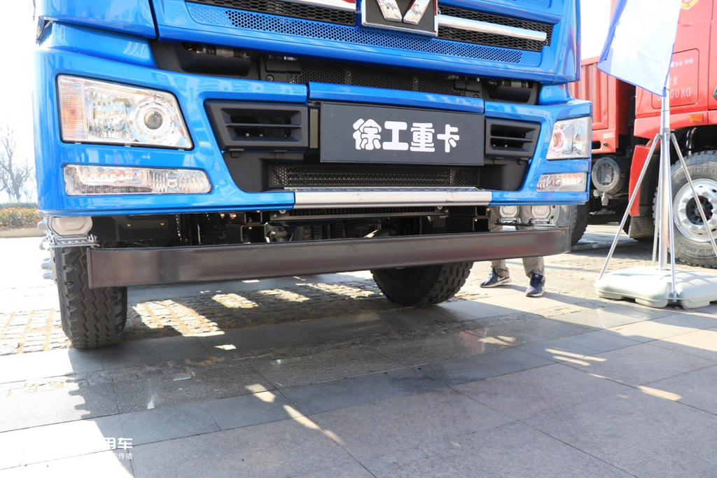 不止有牵引车,为重载打造,带您见识徐工前四后八自卸车 - 第4张 - 提加商用车网 不止有牵引车,为重载打造,带您见识徐工前四后八自卸车 - 第4张