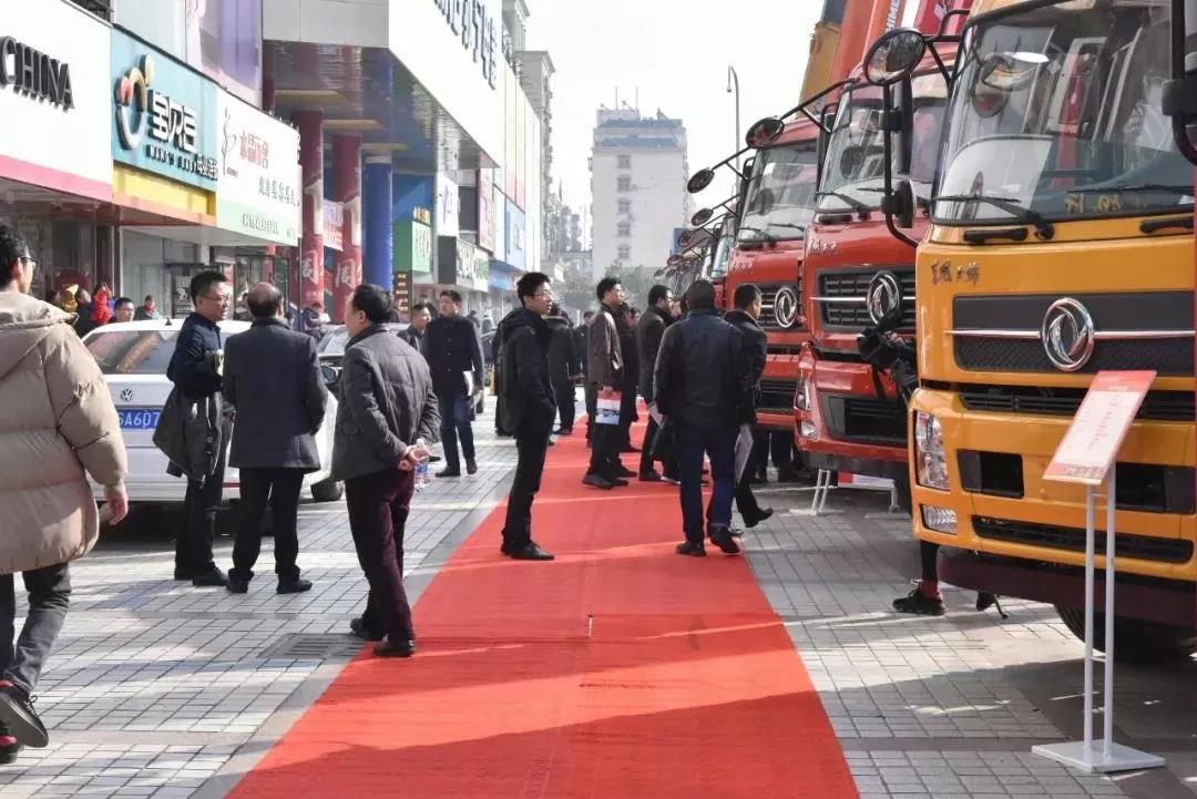 东风商用车1月份销售中重卡11517辆！ - 第3张