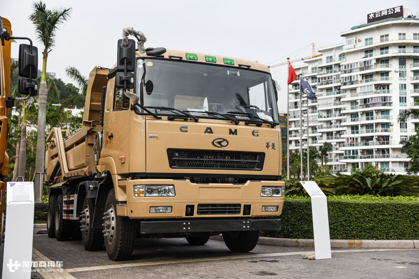 这是目前深圳销量最好的自卸?LNG动力的华菱4轴自卸车实拍 - 第1张 - 提加商用车网 这是目前深圳销量最好的自卸?LNG动力的华菱4轴自卸车实拍 - 第1张