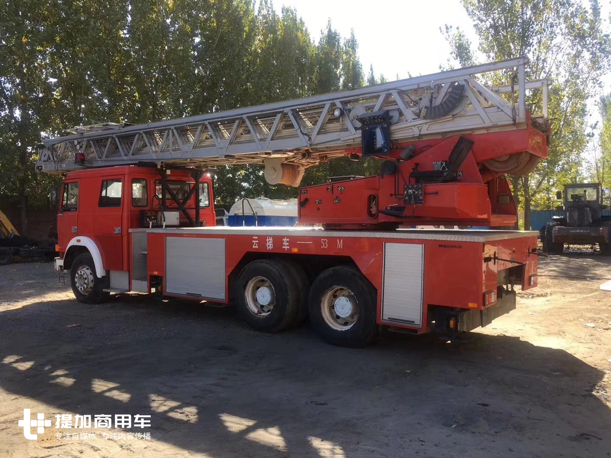 退役十多年依然车况完好,带您见识一辆二十多年车龄的马基路斯消防车 - 第10张 - 提加商用车网 退役十多年依然车况完好,带您见识一辆二十多年车龄的马基路斯消防车 - 第10张
