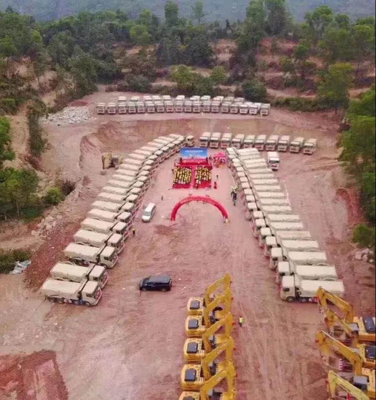 携手共建深圳蓝,首批100台华菱智能环保渣土车交付宝通达 - 第1张 - 提加商用车网 携手共建深圳蓝,首批100台华菱智能环保渣土车交付宝通达 - 第1张