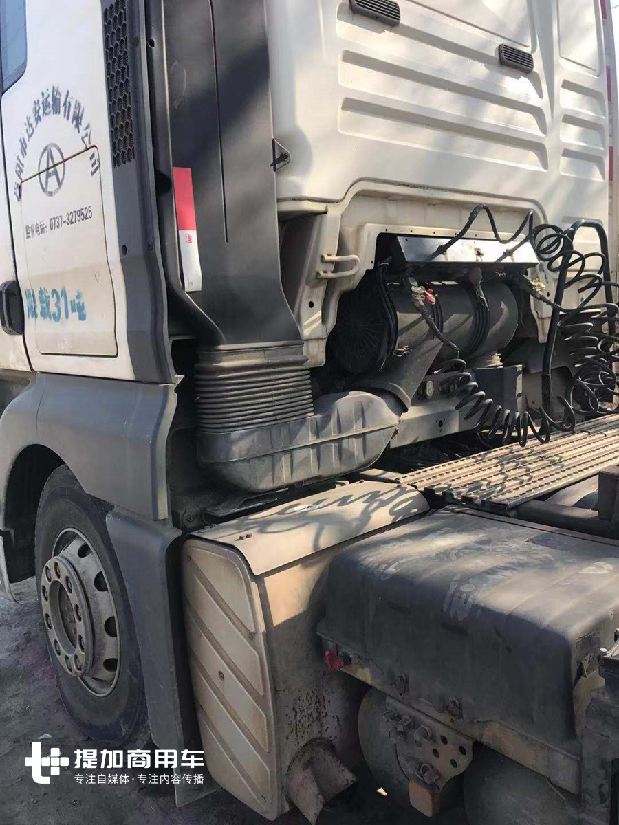 最“憋屈”的德国曼高端卡车，在国内运营多年，只得披着国产红岩杰狮的外衣 - 第7张