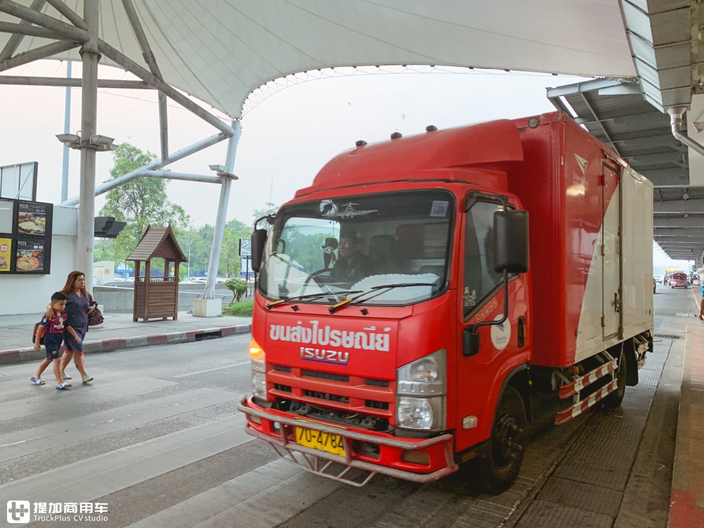 旅游发现泰国汽车文化上集：满街都是日系车，司机对路权的遵守值得我们学习 - 第17张