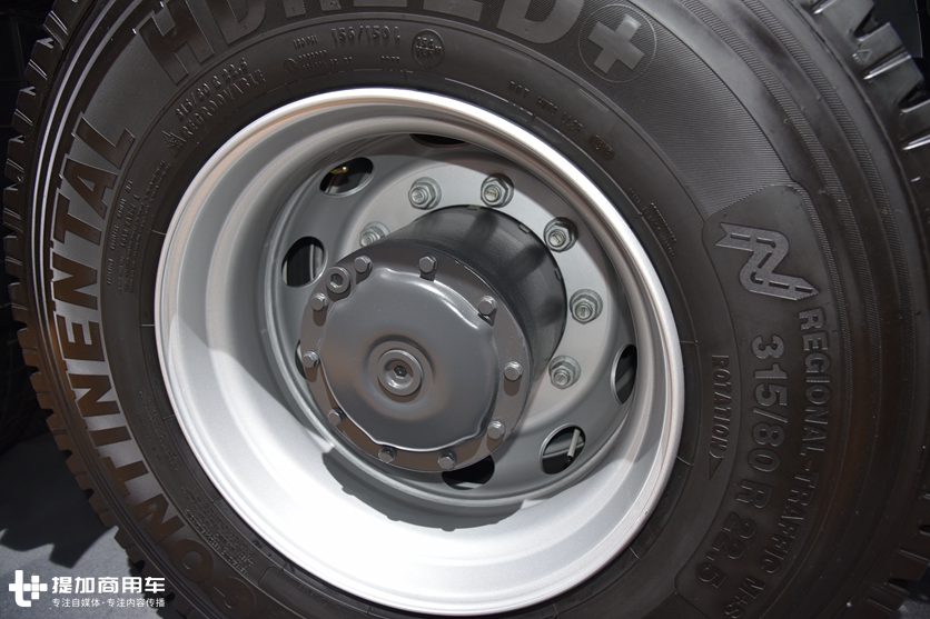 奔驰卡车的性能怪兽,配新款内饰的,630马力Arocs大件牵引车实拍 - 第5张 - 提加商用车网 奔驰卡车的性能怪兽,配新款内饰的,630马力Arocs大件牵引车实拍 - 第5张