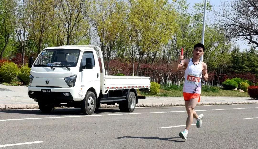 飞碟汽车“原动力”，助力青岛白沙河全程马拉松接力赛 - 第11张
