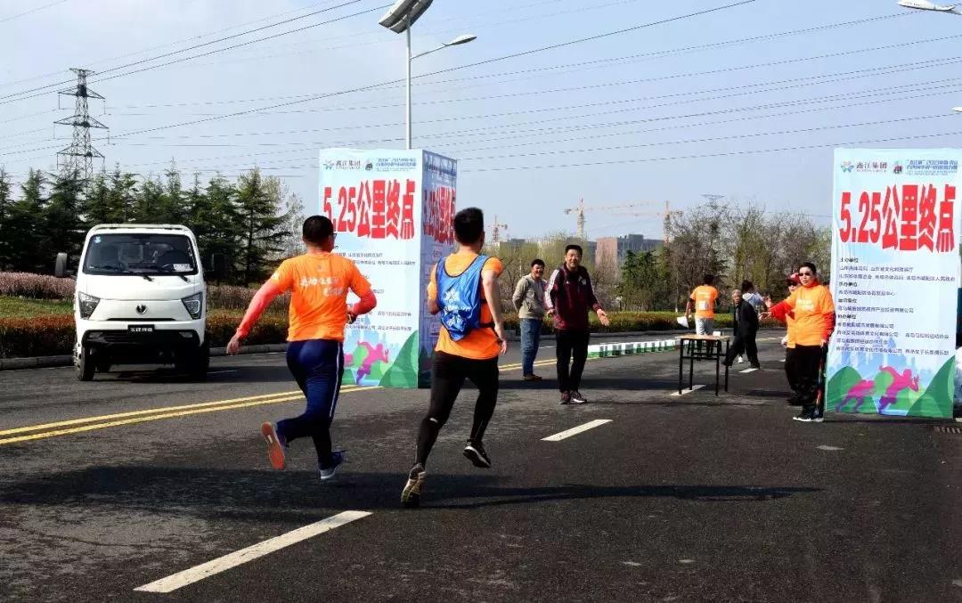 飞碟汽车“原动力”，助力青岛白沙河全程马拉松接力赛 - 第14张