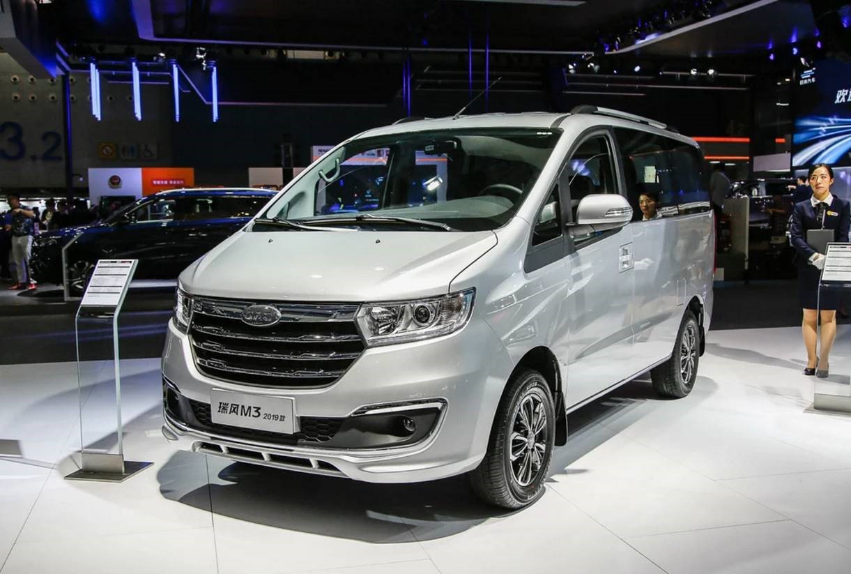 瑞风MPV明星车型闪耀上海车展,深耕细分市场强化竞争优势 - 第4张 - 提加商用车网 瑞风MPV明星车型闪耀上海车展,深耕细分市场强化竞争优势 - 第4张