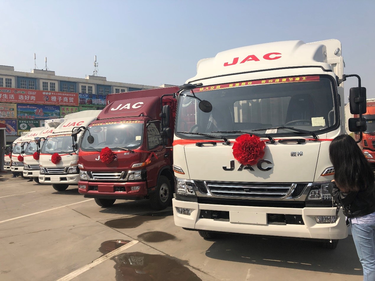 百公里油耗低3升 江淮骏铃绿通节油王5年省出一台车 - 第2张 - 提加商用车网 百公里油耗低3升 江淮骏铃绿通节油王5年省出一台车 - 第2张