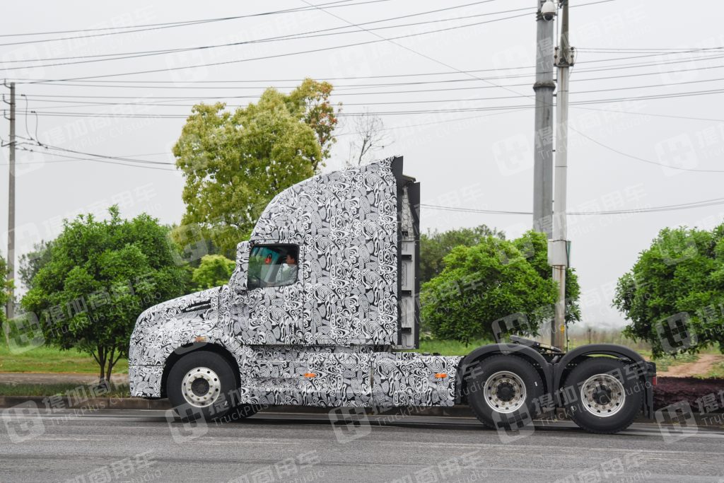 国内又一款长头卡车路试谍照曝光,空间更大,卡友都说是陕汽做的! - 第5张 - 提加商用车网 国内又一款长头卡车路试谍照曝光,空间更大,卡友都说是陕汽做的! - 第5张