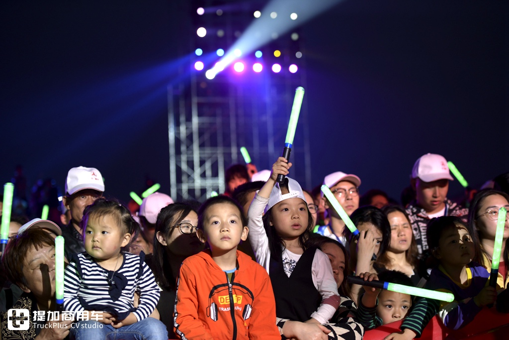 房车配置,卡车音乐节,三一或正在为卡车司机找回“家”的温暖 - 第10张 - 提加商用车网 房车配置,卡车音乐节,三一或正在为卡车司机找回“家”的温暖 - 第10张