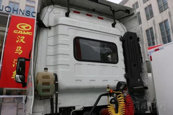 汉马H9旗舰版的“变”与“不变” - 第3张