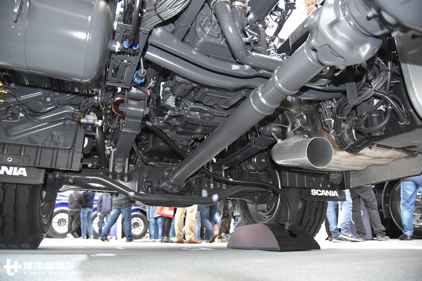 4X4全驱,配车载冰箱,500马力的斯堪尼亚R系XT工程版牵引车实拍 - 第12张 - 提加商用车网 4X4全驱,配车载冰箱,500马力的斯堪尼亚R系XT工程版牵引车实拍 - 第12张