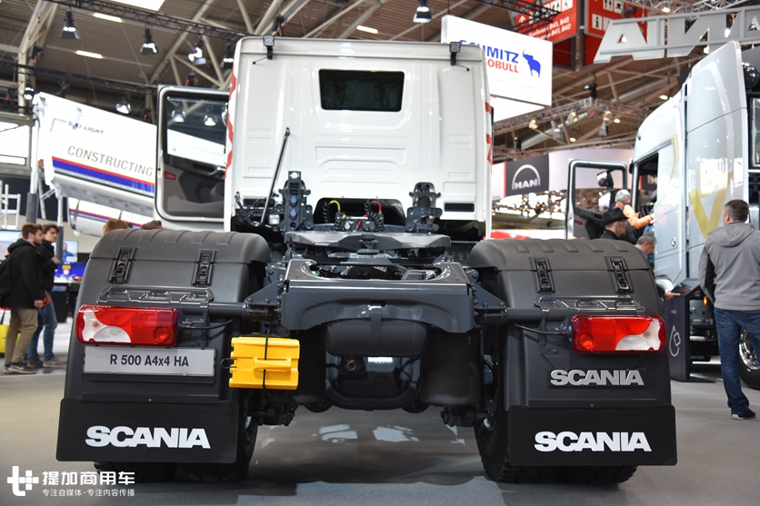 4X4全驱,配车载冰箱,500马力的斯堪尼亚R系XT工程版牵引车实拍 - 第13张 - 提加商用车网 4X4全驱,配车载冰箱,500马力的斯堪尼亚R系XT工程版牵引车实拍 - 第13张