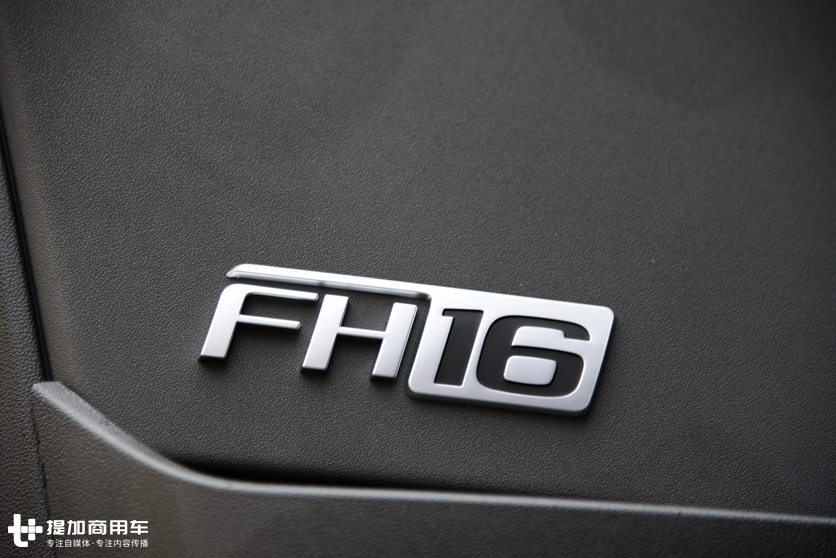 每一次看到都让人血脉偾张，再带您领略750马力沃尔沃FH16大件牵引车的魅力 - 第13张