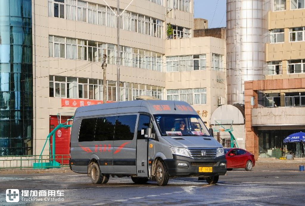 公路客运碎片化时代的解决方案，深度解读潍柴欧睿YBL6751公路客车 - 第12张
