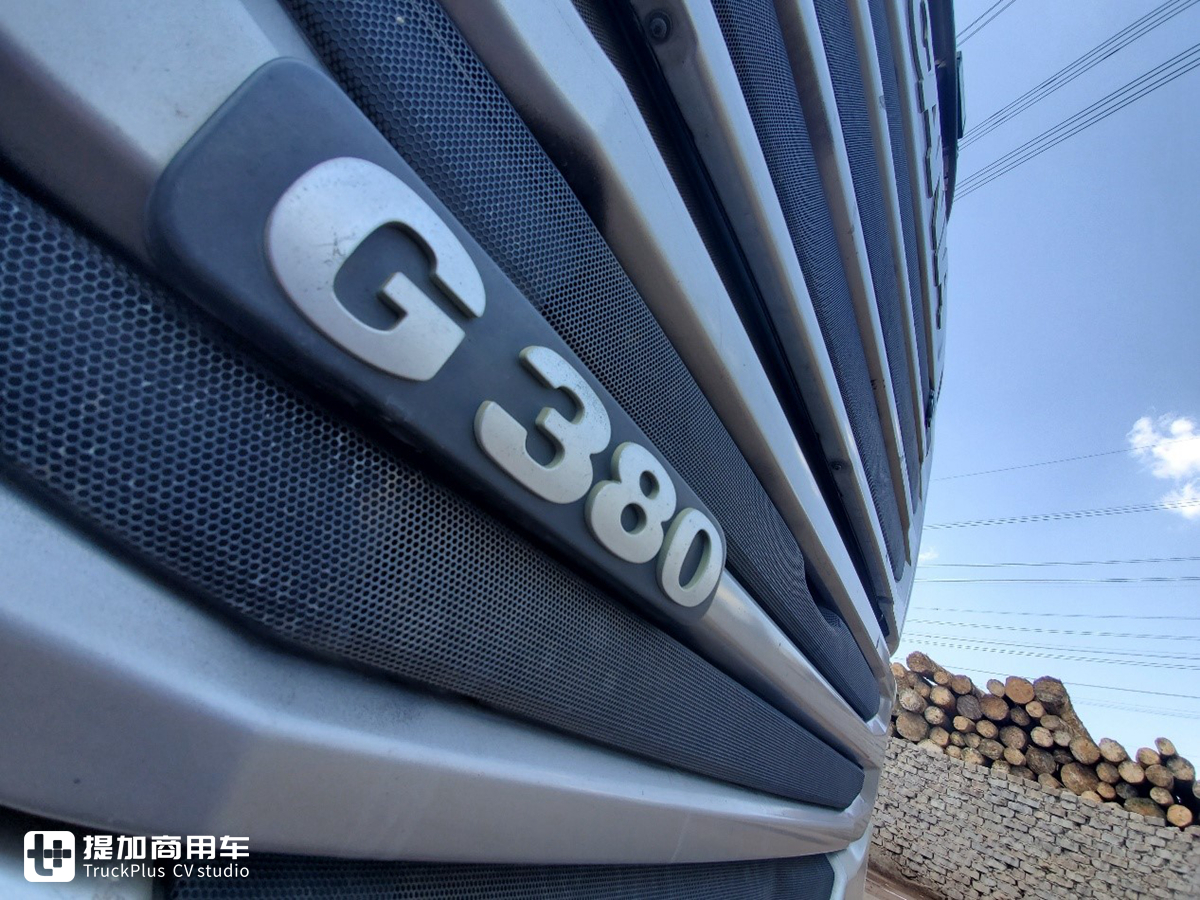 迎新不忘旧,再带您看看8年前上一代斯堪尼亚刚来国内的巡展车 - 第8张 - 提加商用车网 迎新不忘旧,再带您看看8年前上一代斯堪尼亚刚来国内的巡展车 - 第8张