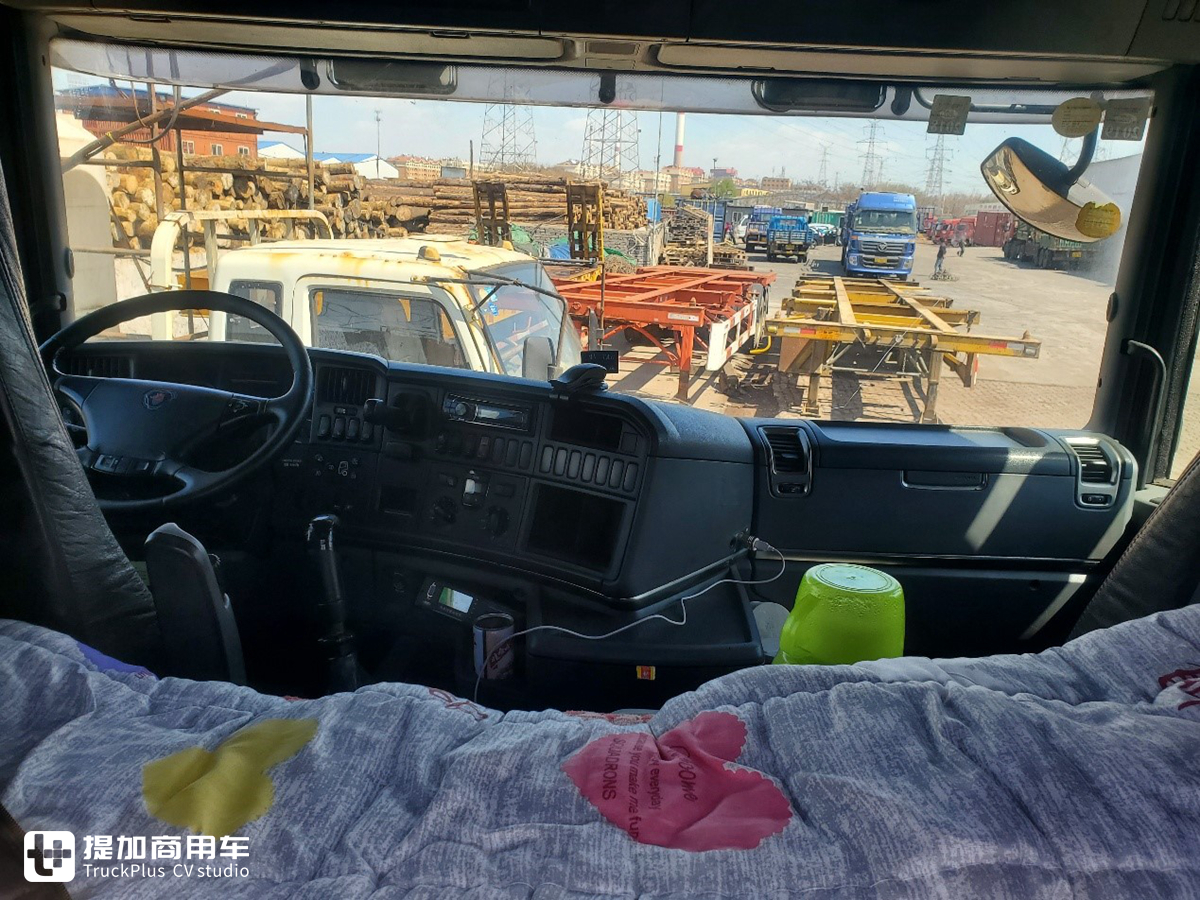 迎新不忘旧,再带您看看8年前上一代斯堪尼亚刚来国内的巡展车 - 第13张 - 提加商用车网 迎新不忘旧,再带您看看8年前上一代斯堪尼亚刚来国内的巡展车 - 第13张