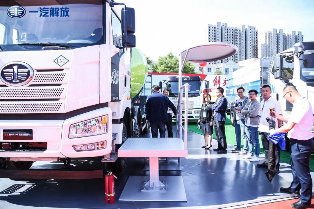 第二届雄安工程机械展，解放国六八大车型惊艳亮相！ - 第6张