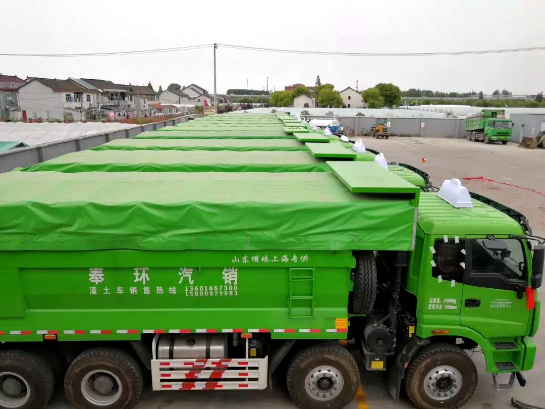 深受客户信赖，欧曼ETX智能渣土车交车忙 - 第3张