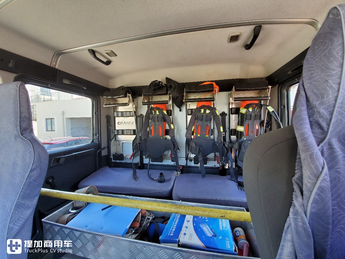 奥地利斯太尔工厂生产,带您见识一辆服役超过10年的曼恩TGM消防车 - 第13张 - 提加商用车网 奥地利斯太尔工厂生产,带您见识一辆服役超过10年的曼恩TGM消防车 - 第13张