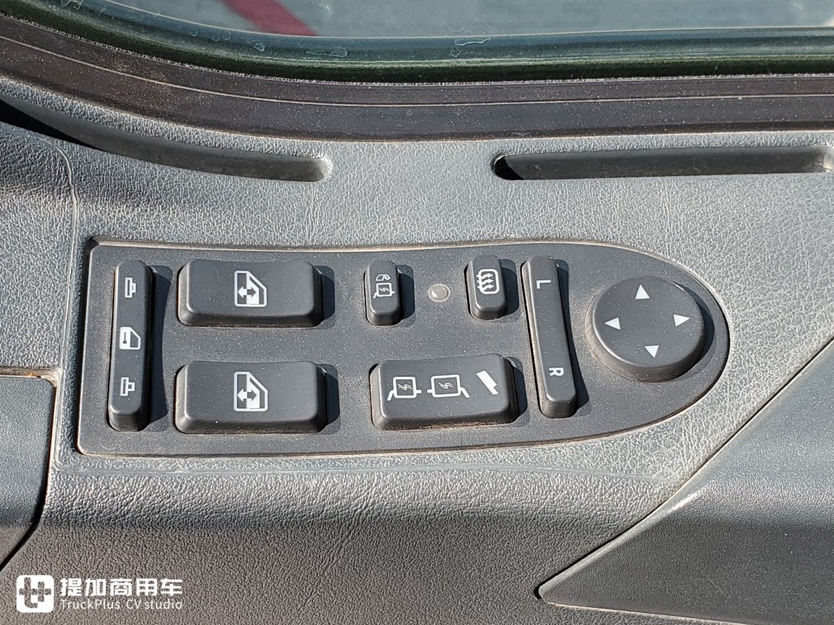 奥地利斯太尔工厂生产,带您见识一辆服役超过10年的曼恩TGM消防车 - 第12张 - 提加商用车网 奥地利斯太尔工厂生产,带您见识一辆服役超过10年的曼恩TGM消防车 - 第12张