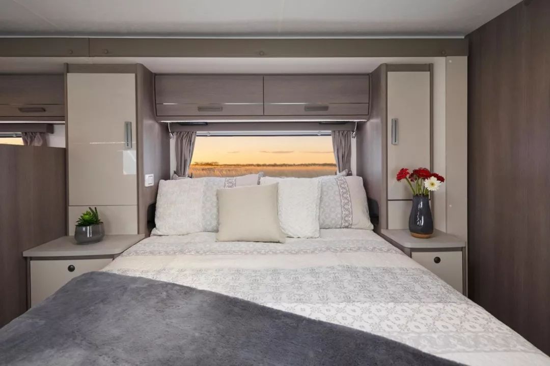 豪华酒店的入住体验！Jayco首款依维柯底盘旅居车，真的惊艳到宝宝了！ - 第14张