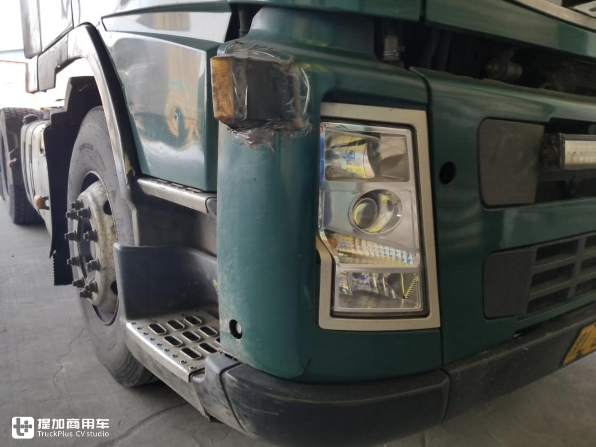 前后都是气囊悬架，还是手动挡，这款06年的沃尔沃卡车估计全国就剩2台了 - 第4张