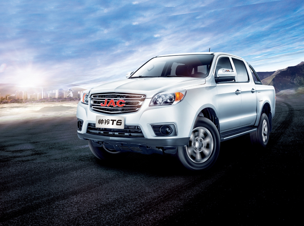 平去轮包 帅铃T6平底货箱皮卡创富更省心 - 第1张 - 提加商用车网 平去轮包 帅铃T6平底货箱皮卡创富更省心 - 第1张