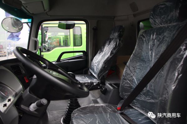 360度无死角驾驶 轩德X6 6x4渣土车详细图解 - 第7张 - 提加商用车网 360度无死角驾驶 轩德X6 6x4渣土车详细图解 - 第7张