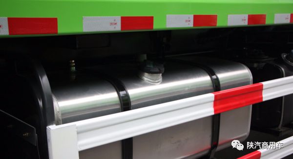 360度无死角驾驶 轩德X6 6x4渣土车详细图解 - 第19张