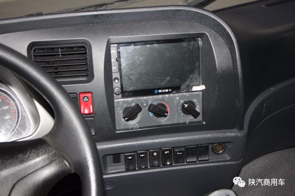 360度无死角驾驶 轩德X6 6x4渣土车详细图解 - 第24张