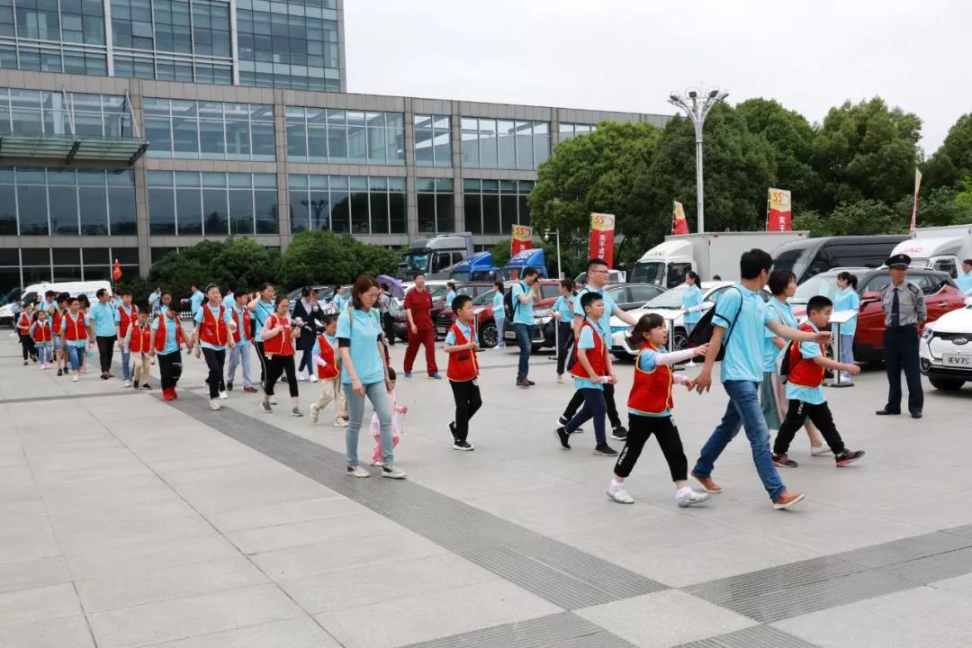 跟60万网友一起，零距离探秘江淮汽车“黑科技”！ - 第1张