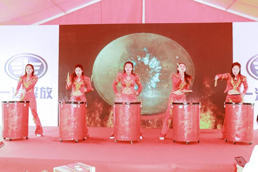 专治水土不服!一汽解放这两款牵引车让卡友心里很得劲! - 第13张 - 提加商用车网 专治水土不服!一汽解放这两款牵引车让卡友心里很得劲! - 第13张